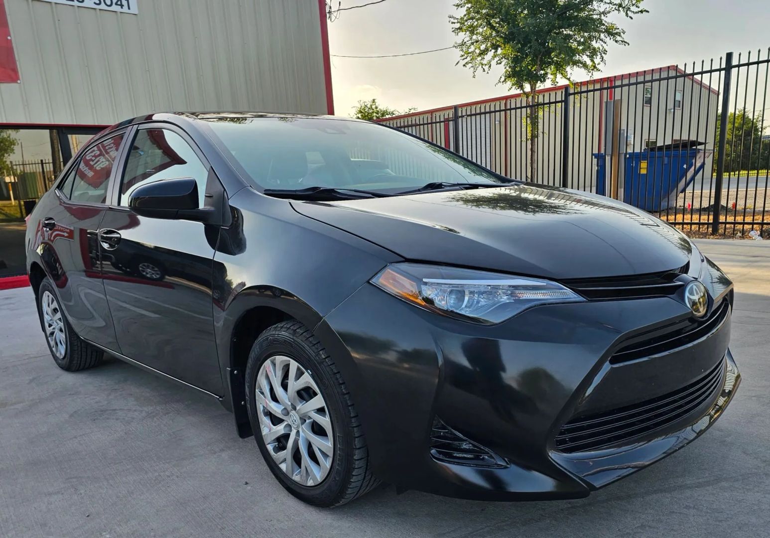 toyota corolla 2017 2T1BURHE9HC933852 image toyota corolla 2017 2T1BURHE9HC933852 image