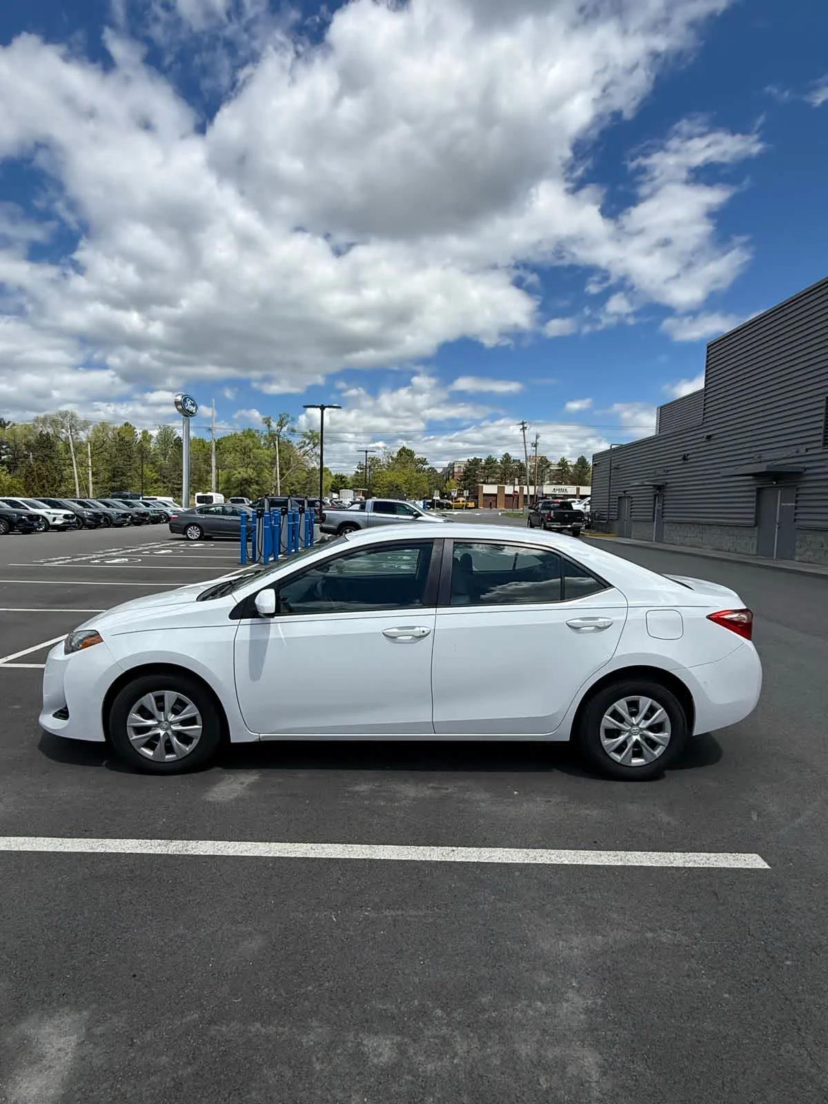 toyota corolla 2017 2T1BURHE3HC786296 image toyota corolla 2017 2T1BURHE3HC786296 image