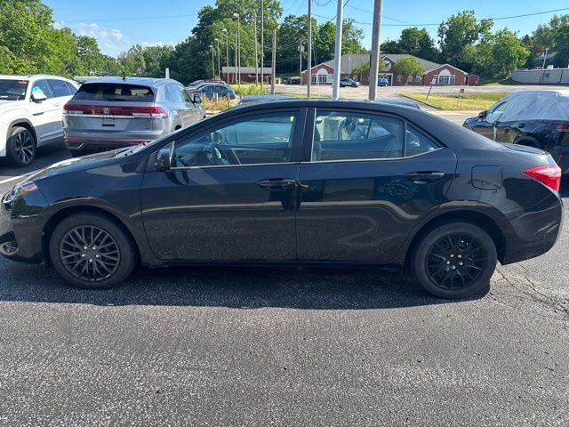 toyota corolla 2017 2T1BURHE1HC892276 image toyota corolla 2017 2T1BURHE1HC892276 image