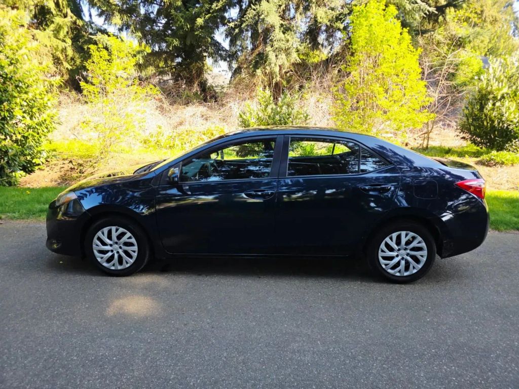 toyota corolla 2017 2T1BURHE5HC824854 image toyota corolla 2017 2T1BURHE5HC824854 image
