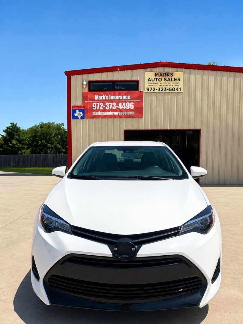 toyota corolla 2017 5YFBURHE4HP587726 image toyota corolla 2017 5YFBURHE4HP587726 image