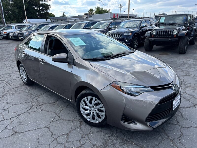 toyota corolla 2017 5YFBURHE1HP640317 image toyota corolla 2017 5YFBURHE1HP640317 image