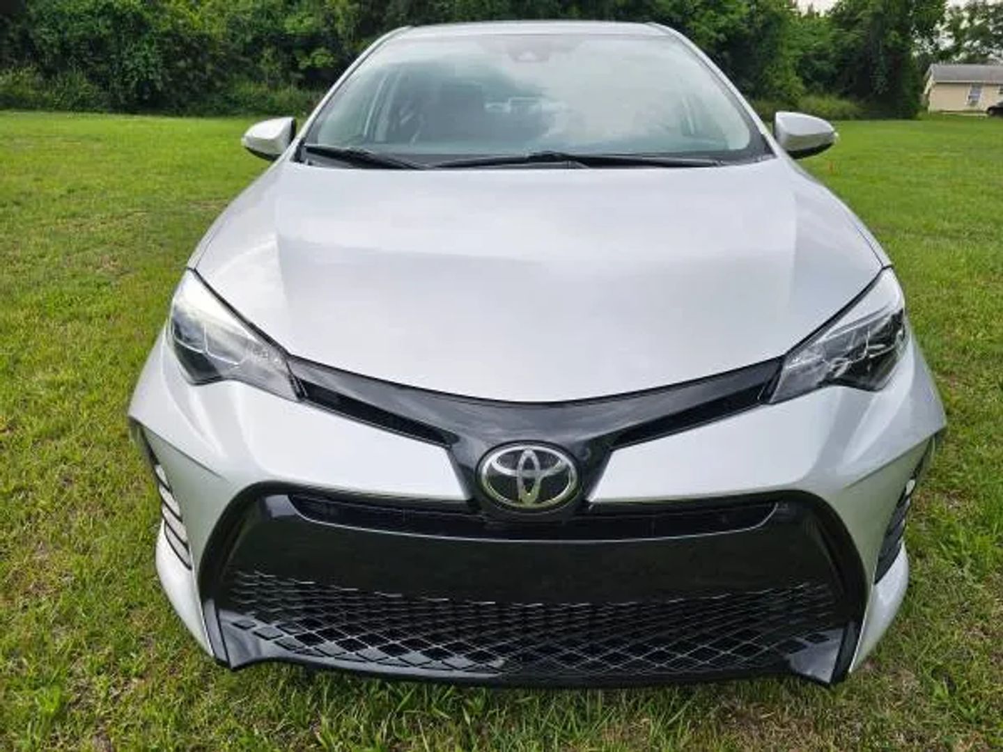 toyota corolla 2017 5YFBURHE9HP655325 image toyota corolla 2017 5YFBURHE9HP655325 image