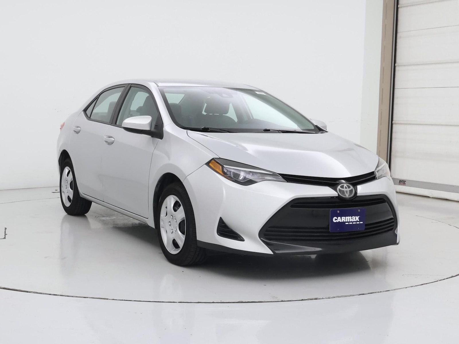 toyota corolla 2017 5YFBURHE4HP672968 image toyota corolla 2017 5YFBURHE4HP672968 image