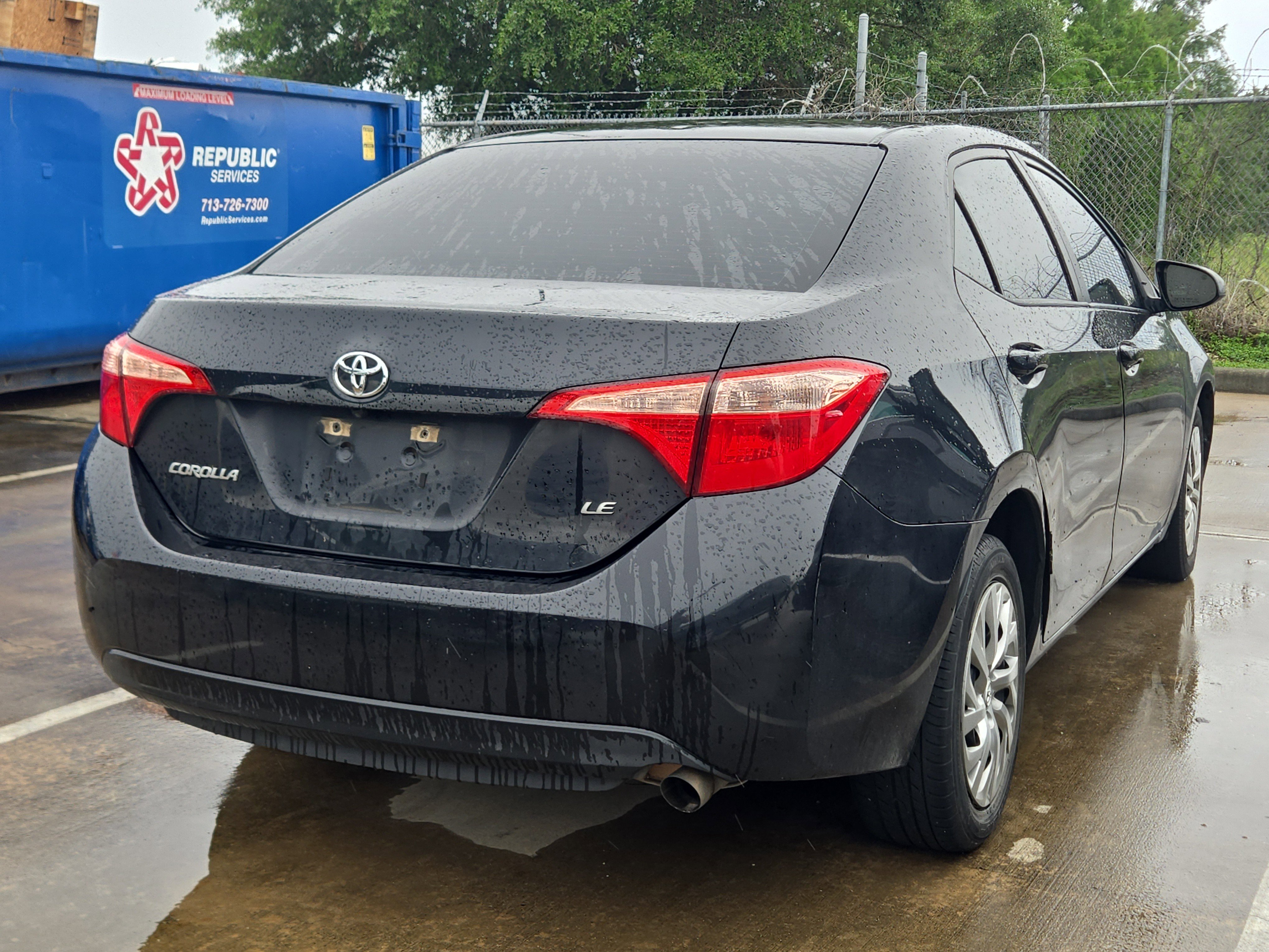 toyota corolla 2017 5YFBURHE0HP577050 image toyota corolla 2017 5YFBURHE0HP577050 image