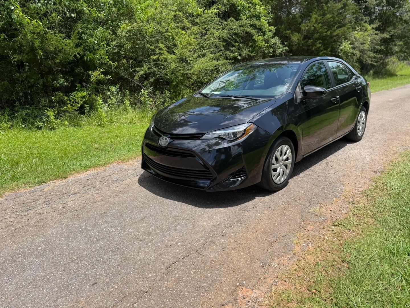 toyota corolla 2017 5YFBURHE1HP642830 image toyota corolla 2017 5YFBURHE1HP642830 image