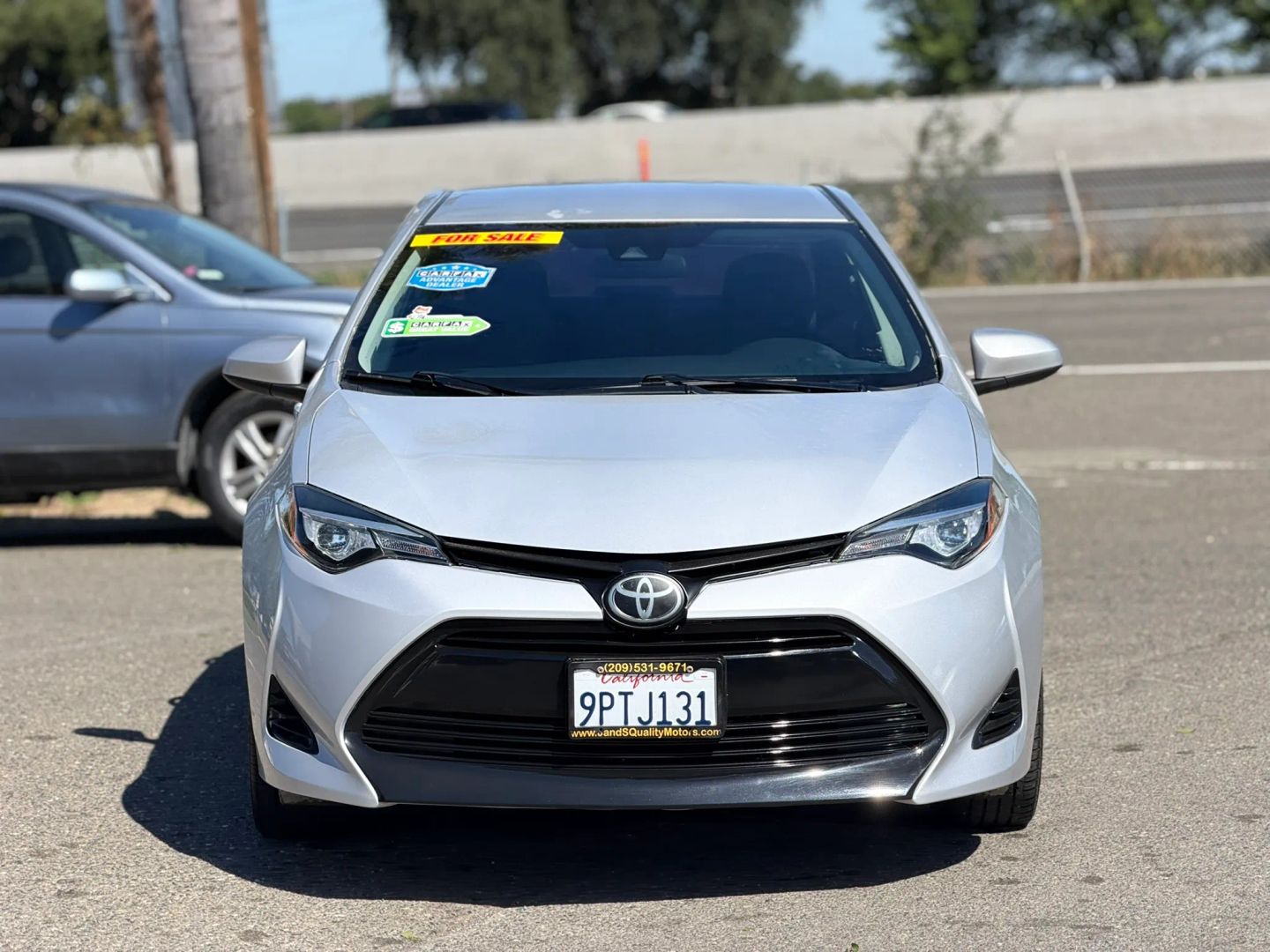 toyota corolla 2017 5YFBURHE7HP570757 image toyota corolla 2017 5YFBURHE7HP570757 image