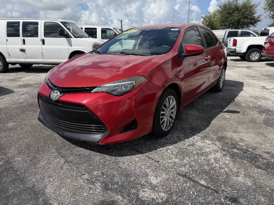 toyota corolla 2017 5YFBURHE3HP695075 image toyota corolla 2017 5YFBURHE3HP695075 image