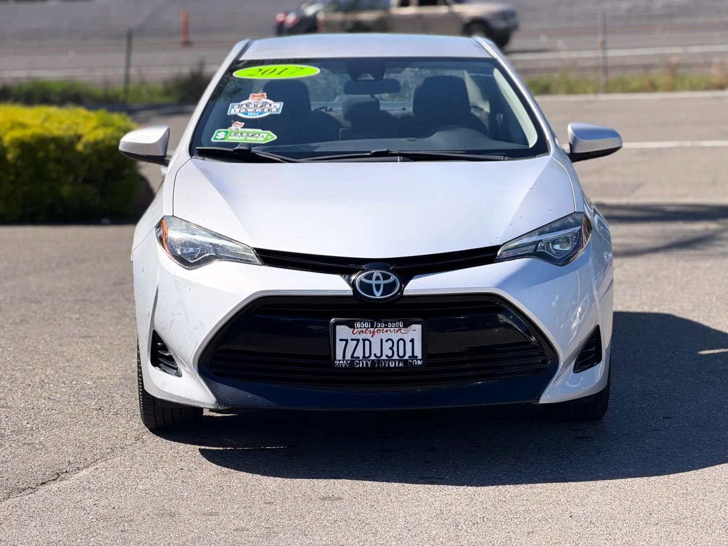 toyota corolla 2017 5YFBURHE1HP723617 image toyota corolla 2017 5YFBURHE1HP723617 image