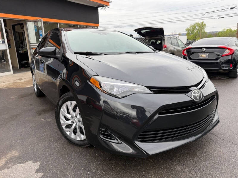 toyota corolla 2017 5YFBURHE3HP599446 image toyota corolla 2017 5YFBURHE3HP599446 image