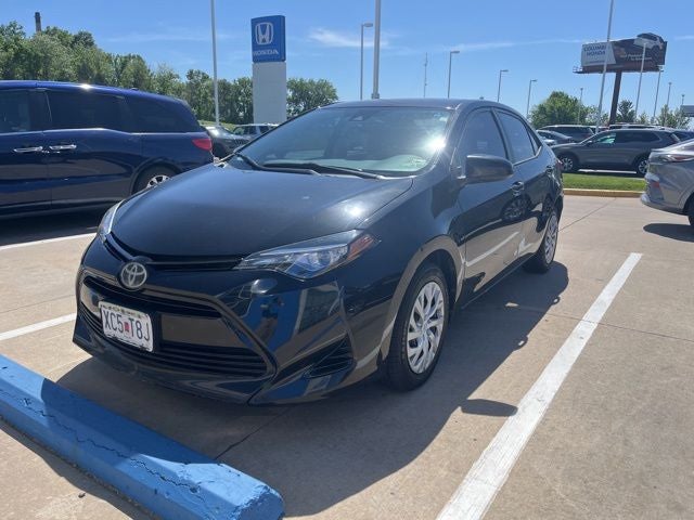 toyota corolla 2017 5YFBURHE0HP638039 image toyota corolla 2017 5YFBURHE0HP638039 image
