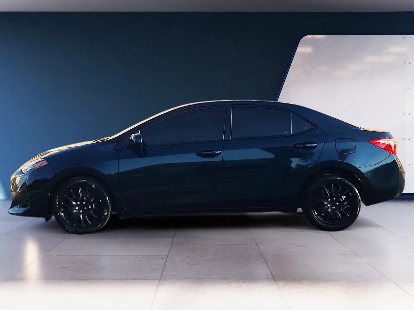 toyota corolla 2017 5YFBURHE1HP656386 image toyota corolla 2017 5YFBURHE1HP656386 image