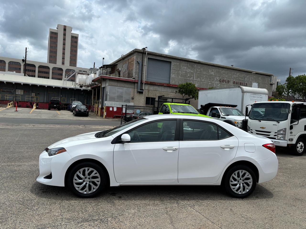 toyota corolla 2017 5YFBURHEXHP603606 image toyota corolla 2017 5YFBURHEXHP603606 image
