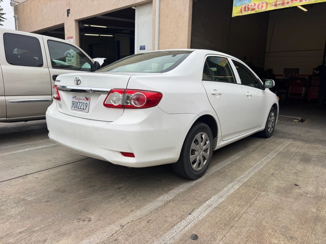 toyota corolla 2012 JTDBU4EE3C9171740 image toyota corolla 2012 JTDBU4EE3C9171740 image