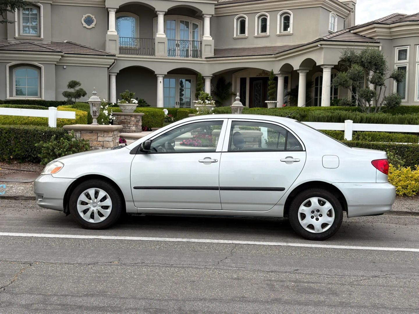 toyota corolla 2004 JTDBR32E742036464 image toyota corolla 2004 JTDBR32E742036464 image