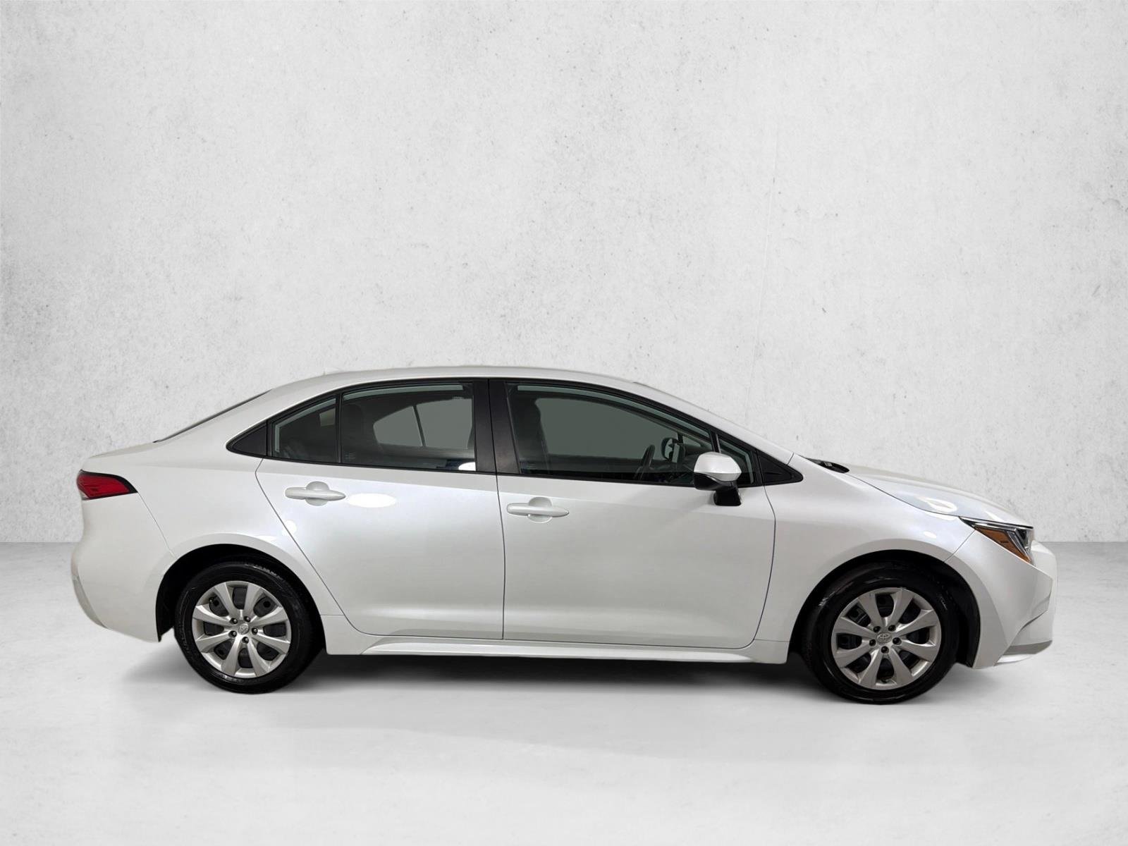 toyota corolla 2024 5YFB4MDE4RP096910 image
