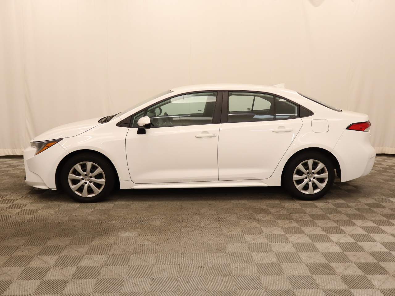 toyota corolla 2024 5YFB4MDE7RP176590 image toyota corolla 2024 5YFB4MDE7RP176590 image