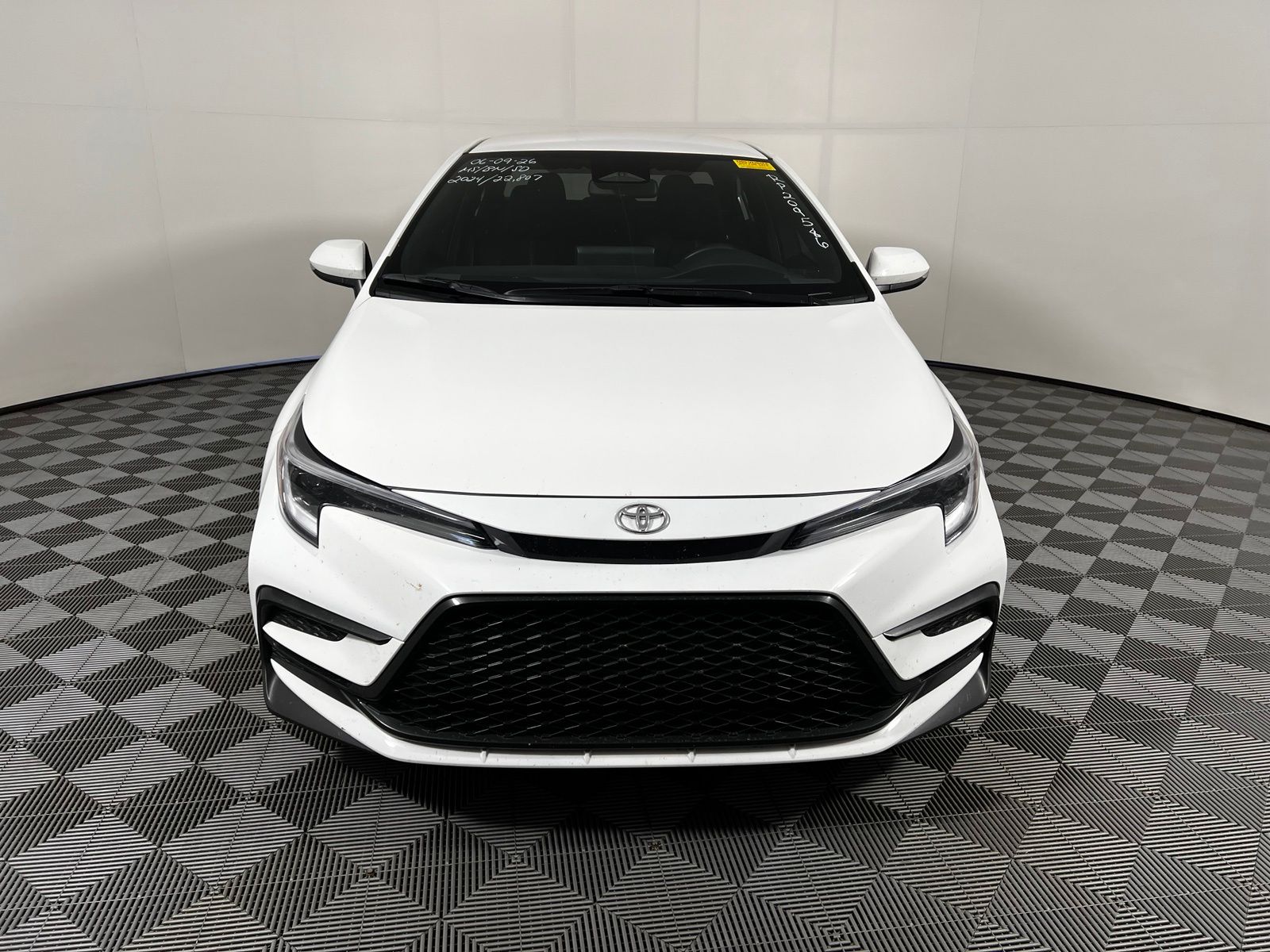 toyota corolla 2024 5YFS4MCE5RP209586 image toyota corolla 2024 5YFS4MCE5RP209586 image
