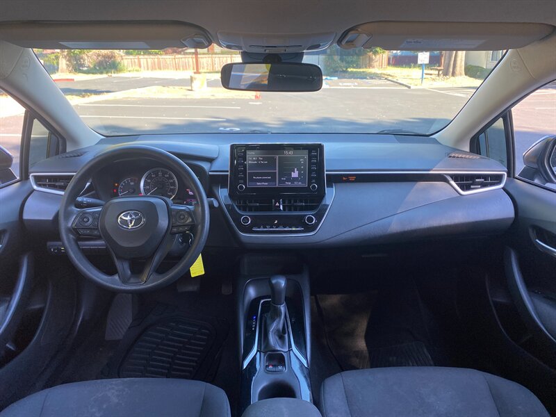 toyota corolla 2020 5YFEPRAE3LP119218 image toyota corolla 2020 5YFEPRAE3LP119218 image