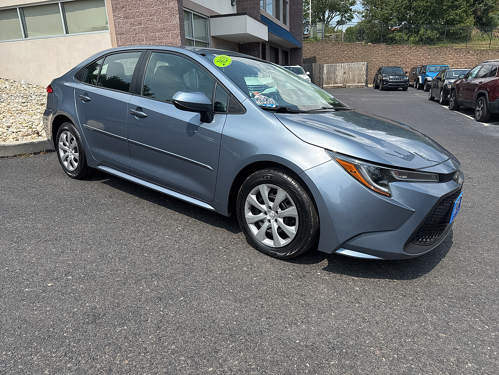 toyota corolla 2020 5YFEPRAE8LP045102 image toyota corolla 2020 5YFEPRAE8LP045102 image