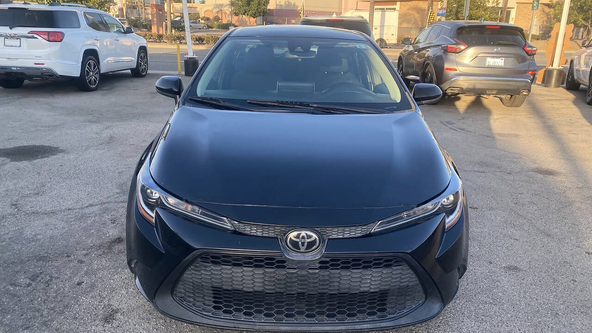 toyota corolla 2020 5YFEPRAEXLP030021 image toyota corolla 2020 5YFEPRAEXLP030021 image