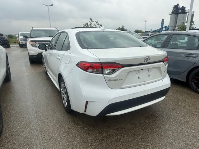 toyota corolla 2020 5YFEPRAE7LP107654 image toyota corolla 2020 5YFEPRAE7LP107654 image