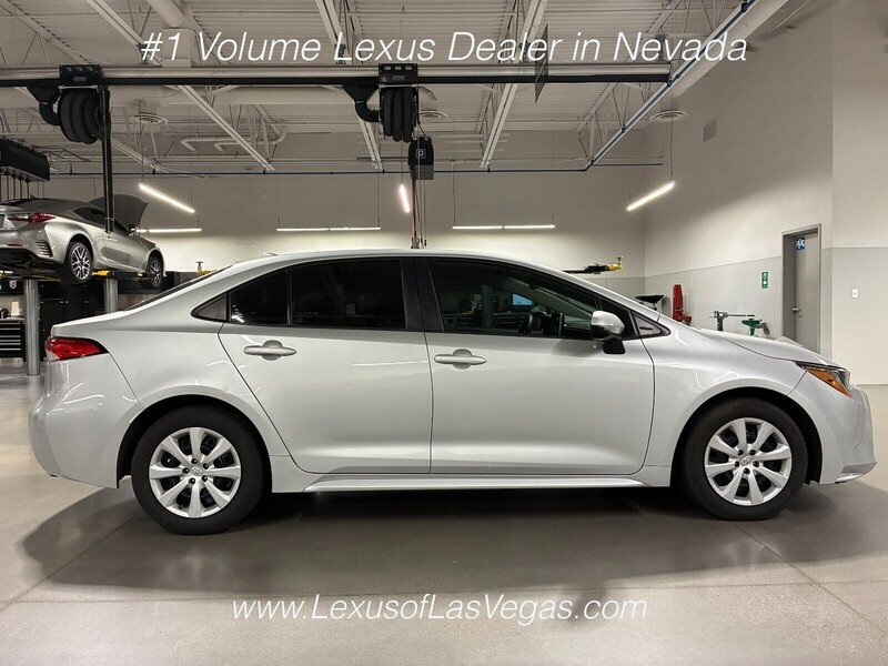 toyota corolla 2020 5YFEPRAE8LP142588 image toyota corolla 2020 5YFEPRAE8LP142588 image