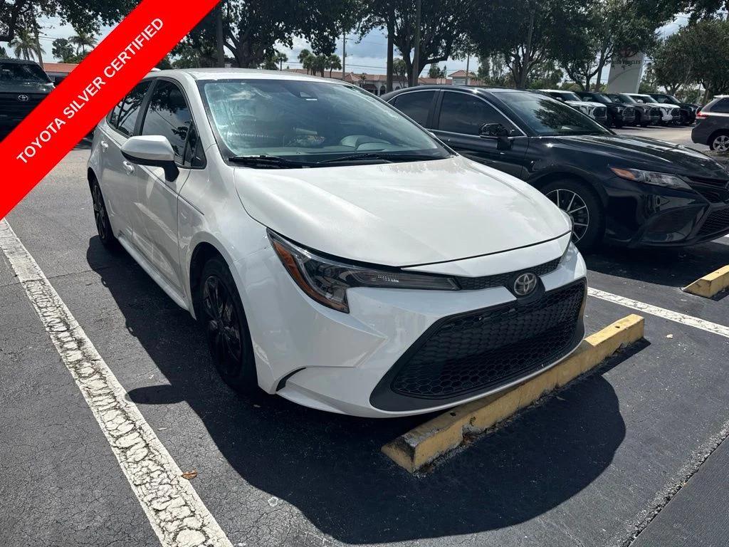 toyota corolla 2020 5YFEPRAE2LP057083 image toyota corolla 2020 5YFEPRAE2LP057083 image