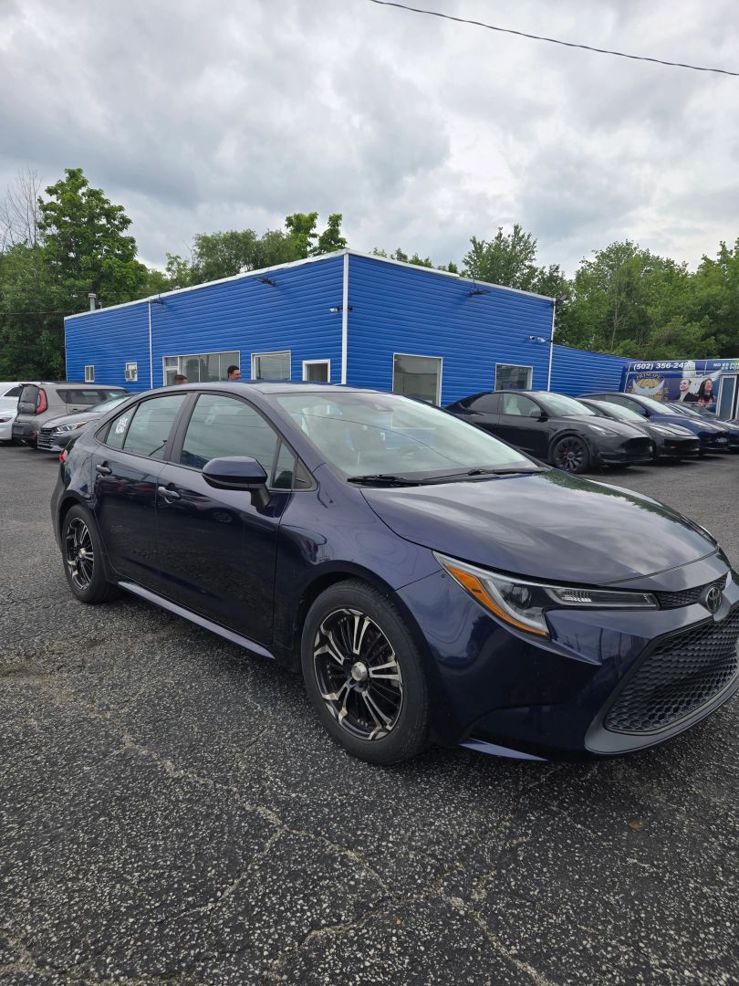 toyota corolla 2020 5YFEPRAE4LP103657 image toyota corolla 2020 5YFEPRAE4LP103657 image