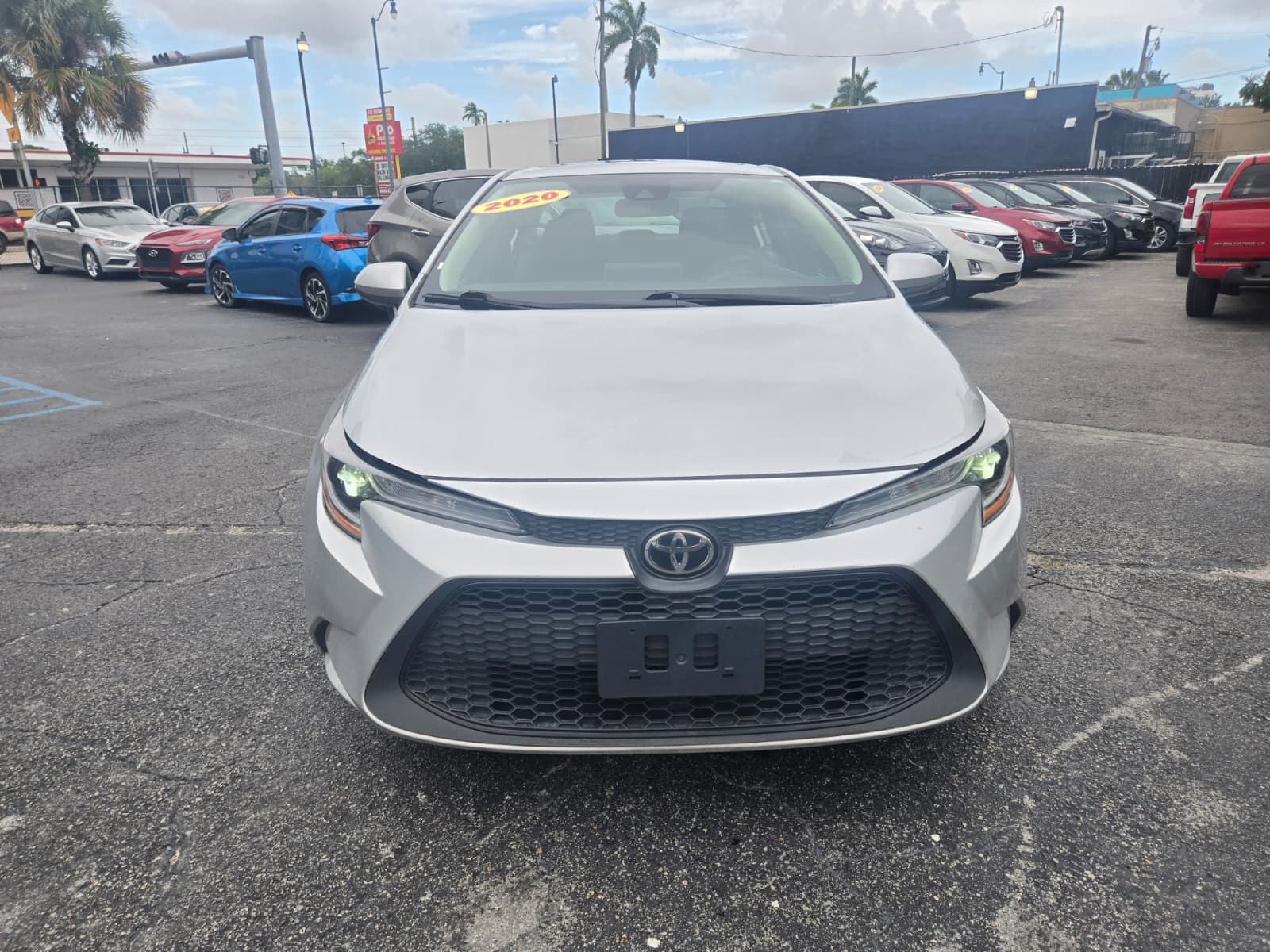 toyota corolla 2020 5YFHPRAE7LP038302 image toyota corolla 2020 5YFHPRAE7LP038302 image