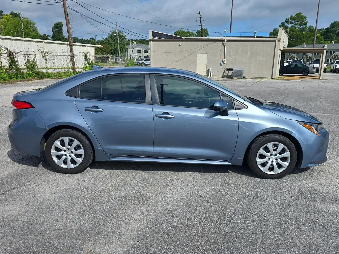 toyota corolla 2020 5YFEPRAE1LP130752 image toyota corolla 2020 5YFEPRAE1LP130752 image