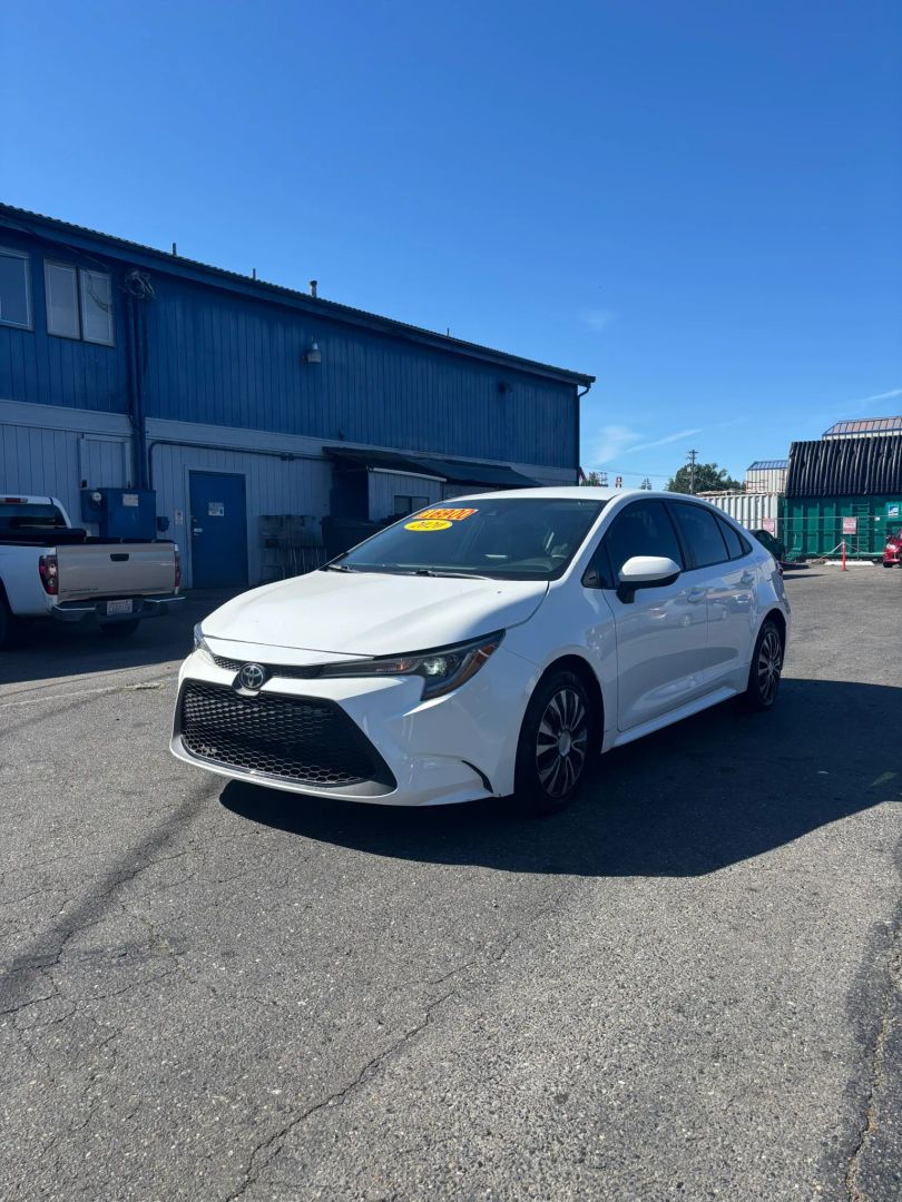 toyota corolla 2020 5YFEPRAE2LP144773 image toyota corolla 2020 5YFEPRAE2LP144773 image