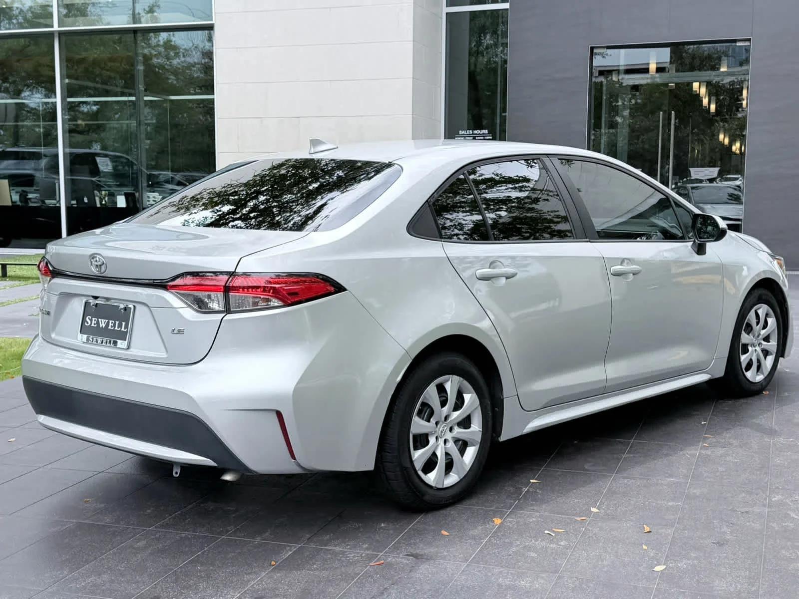 toyota corolla 2020 5YFEPRAE5LP121567 image toyota corolla 2020 5YFEPRAE5LP121567 image