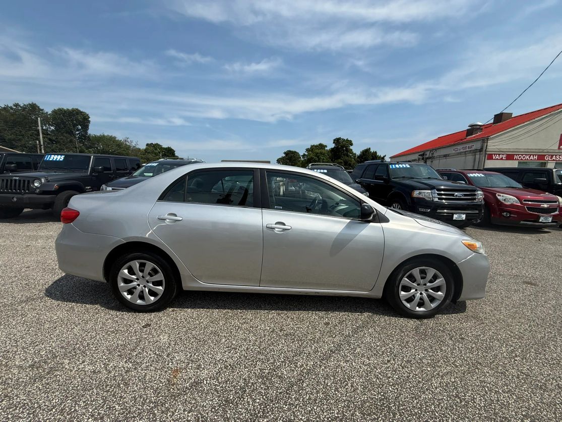 toyota corolla 2013 2T1BU4EE0DC012945 image toyota corolla 2013 2T1BU4EE0DC012945 image