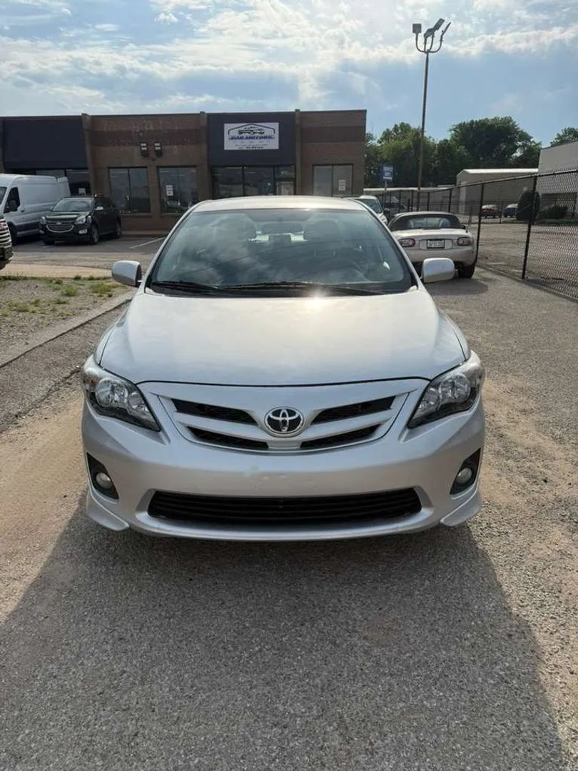 toyota corolla 2013 2T1BU4EE4DC936207 image toyota corolla 2013 2T1BU4EE4DC936207 image
