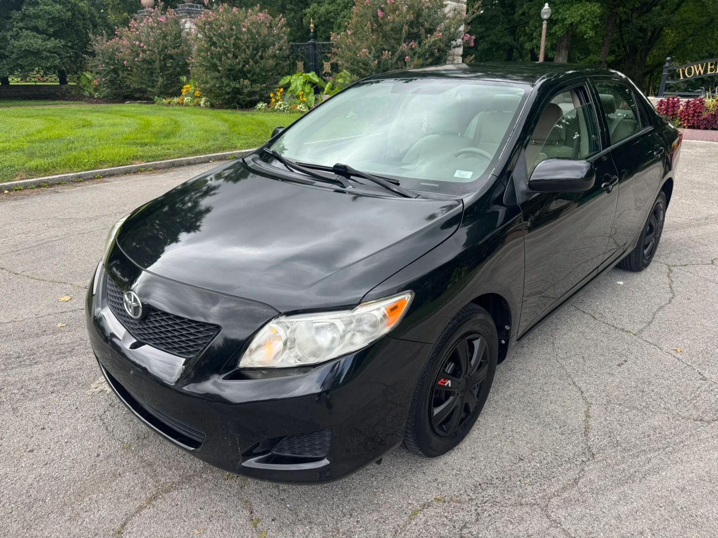 toyota corolla 2010 1NXBU4EE2AZ265632 image