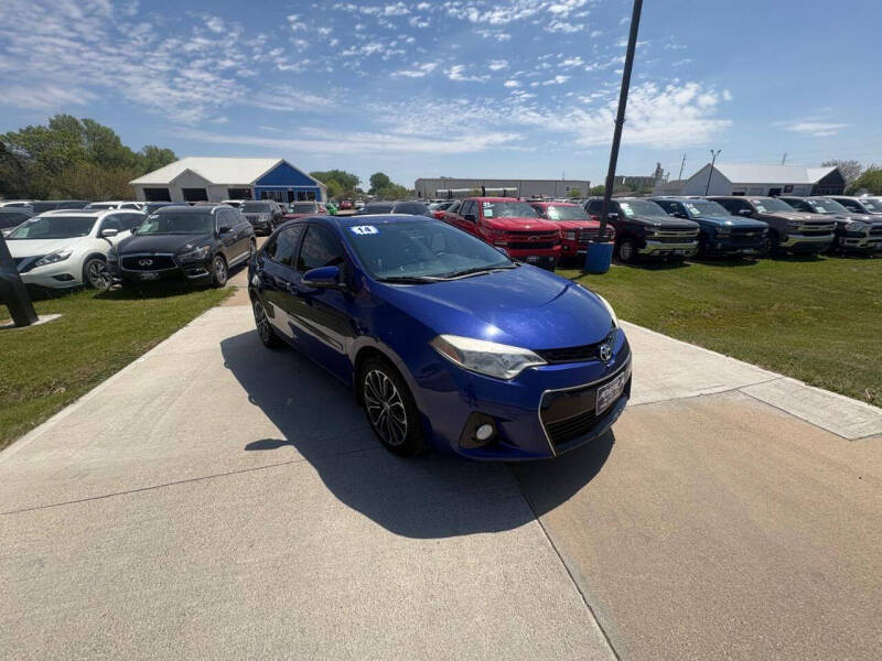 toyota corolla 2014 5YFBURHE2EP175820 image toyota corolla 2014 5YFBURHE2EP175820 image
