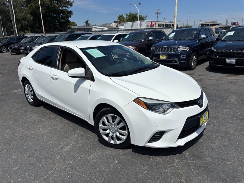 toyota corolla 2014 5YFBURHE3EP056187 image toyota corolla 2014 5YFBURHE3EP056187 image