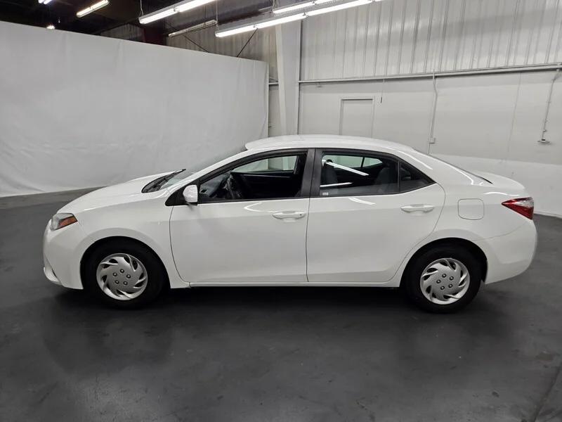 toyota corolla 2014 5YFBURHE3EP133110 image toyota corolla 2014 5YFBURHE3EP133110 image