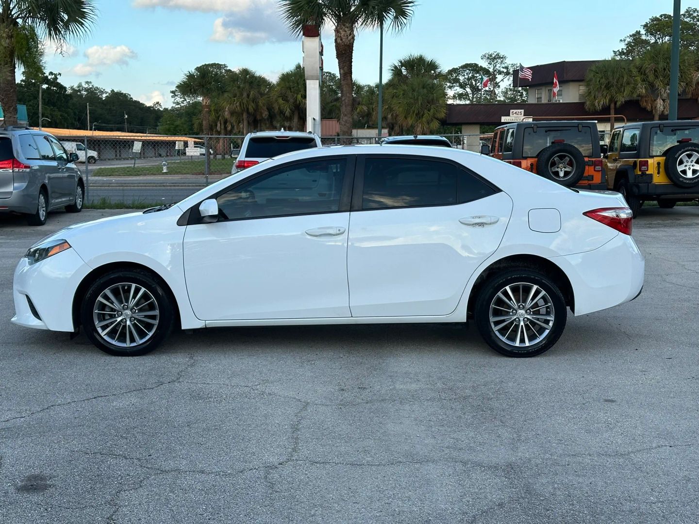 toyota corolla 2014 2T1BURHE6EC187548 image toyota corolla 2014 2T1BURHE6EC187548 image