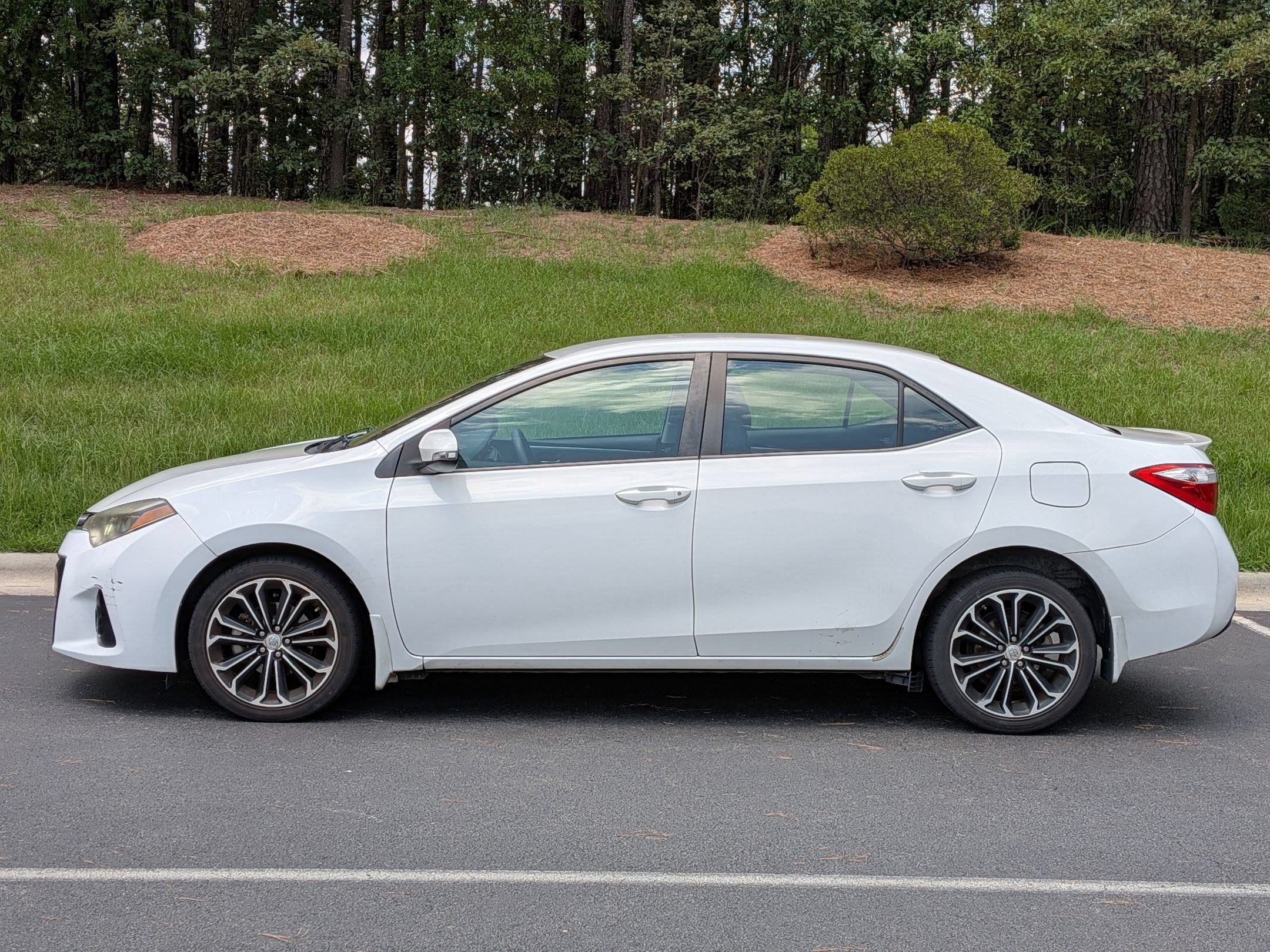 toyota corolla 2014 2T1BURHE8EC175711 image toyota corolla 2014 2T1BURHE8EC175711 image