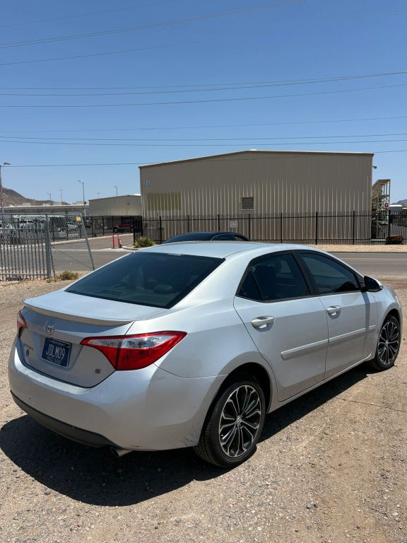 toyota corolla 2015 5YFBURHE8FP207588 image toyota corolla 2015 5YFBURHE8FP207588 image