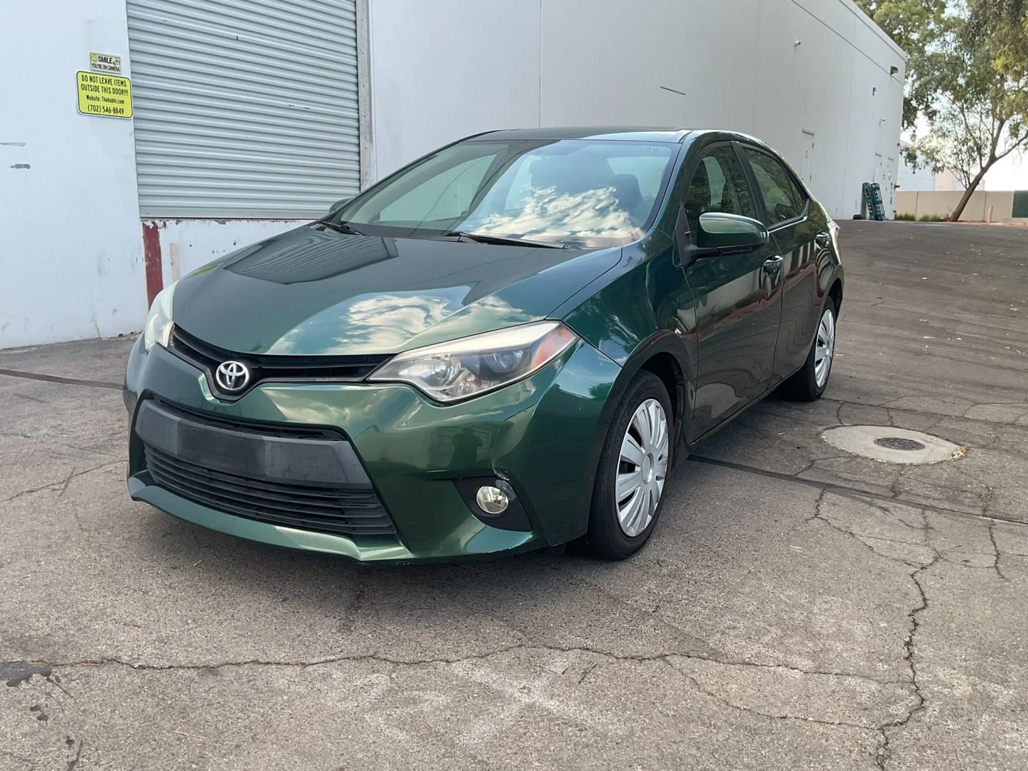 toyota corolla 2015 5YFBURHE6FP252836 image toyota corolla 2015 5YFBURHE6FP252836 image