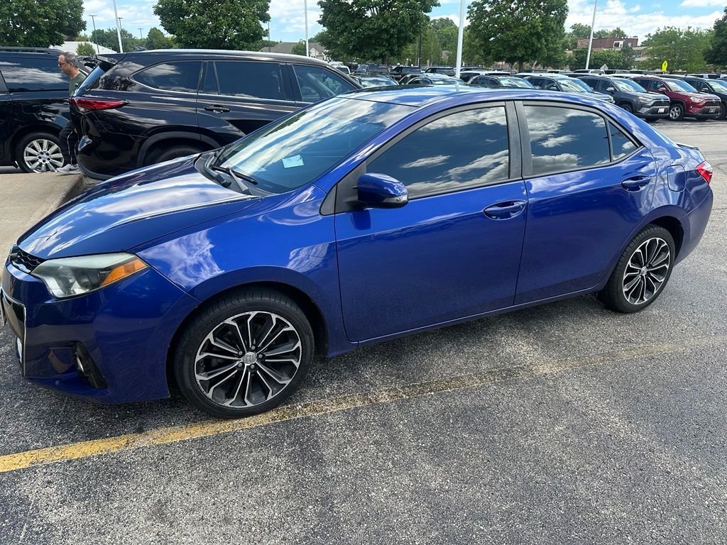 toyota corolla 2015 2T1BURHE2FC456002 image toyota corolla 2015 2T1BURHE2FC456002 image