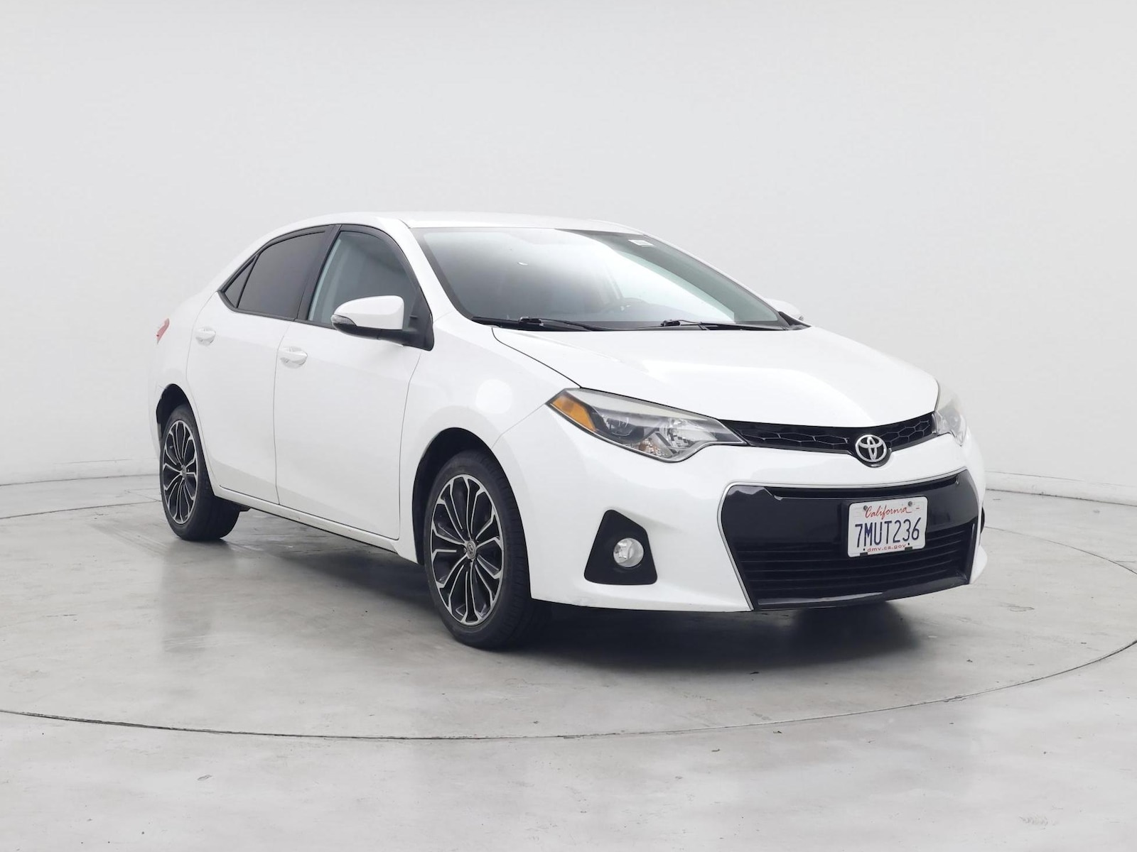 toyota corolla 2015 5YFBURHE0FP327367 image toyota corolla 2015 5YFBURHE0FP327367 image