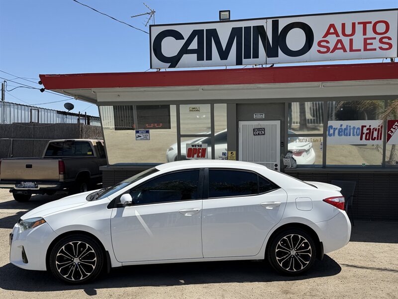 toyota corolla 2015 5YFBURHE8FP220843 image toyota corolla 2015 5YFBURHE8FP220843 image