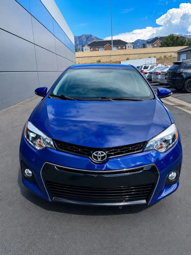 toyota corolla 2015 5YFBURHE8FP190582 image toyota corolla 2015 5YFBURHE8FP190582 image