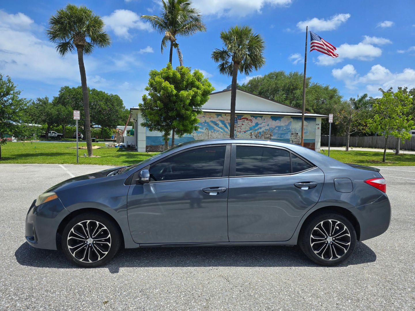 toyota corolla 2015 5YFBURHE8FP339864 image toyota corolla 2015 5YFBURHE8FP339864 image