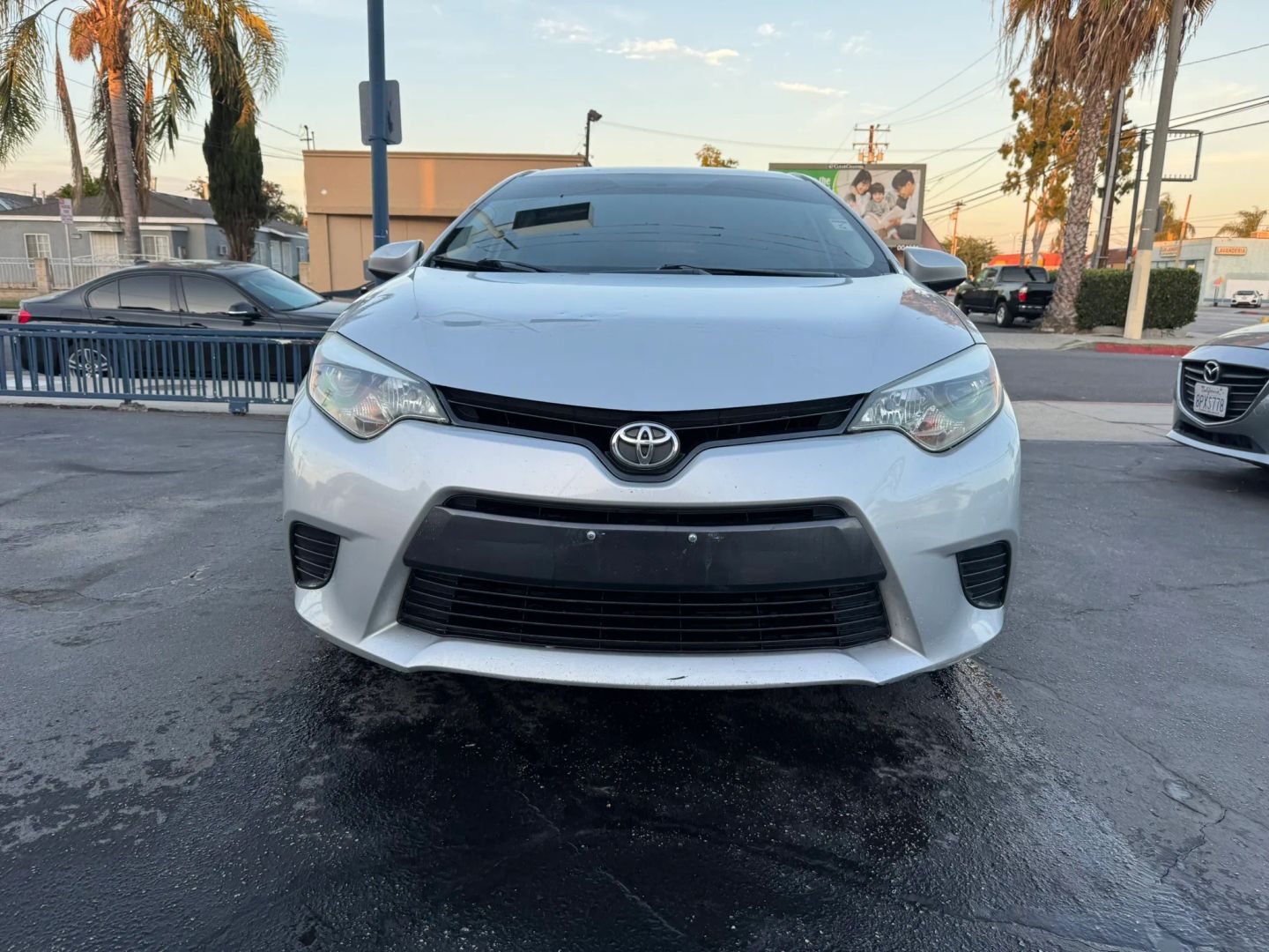 toyota corolla 2015 5YFBURHE6FP209386 image toyota corolla 2015 5YFBURHE6FP209386 image