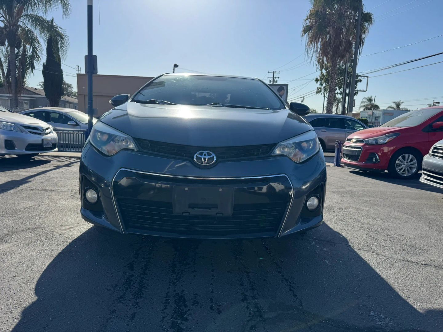 toyota corolla 2015 5YFBURHE1FP327779 image toyota corolla 2015 5YFBURHE1FP327779 image